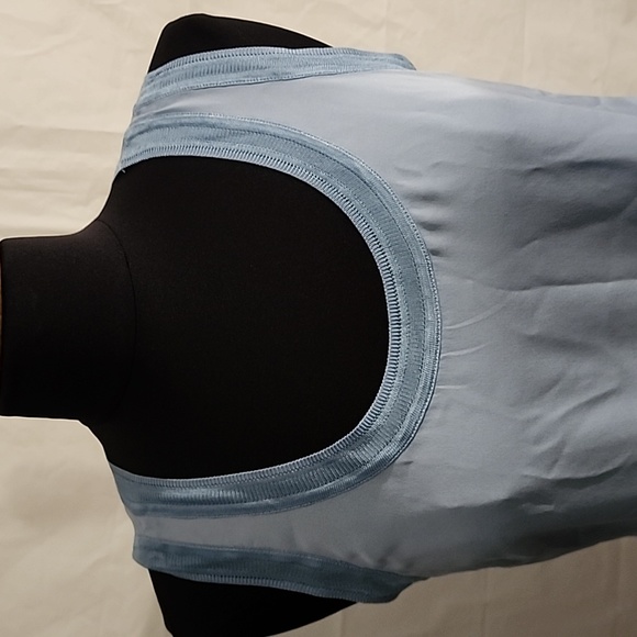 Carlisle Collection Sleeveless Top - Picture 2 of 8